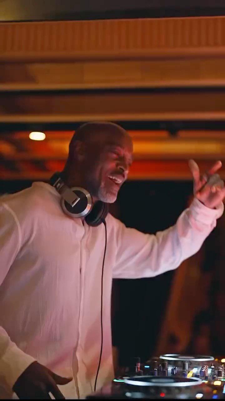 Frank at the Faena decks